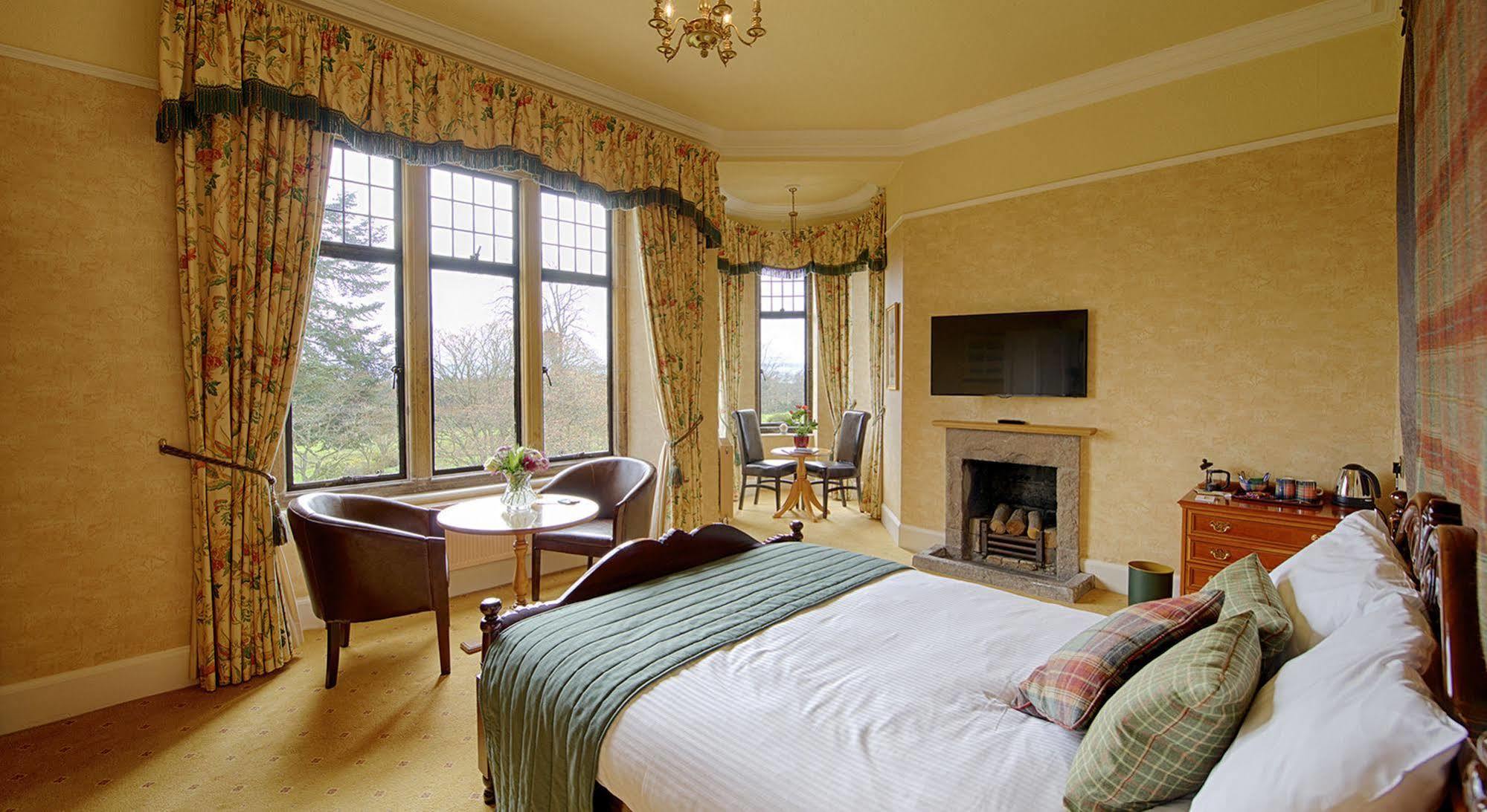 Kincraig Castle Hotel Інверґордон Екстер'єр фото